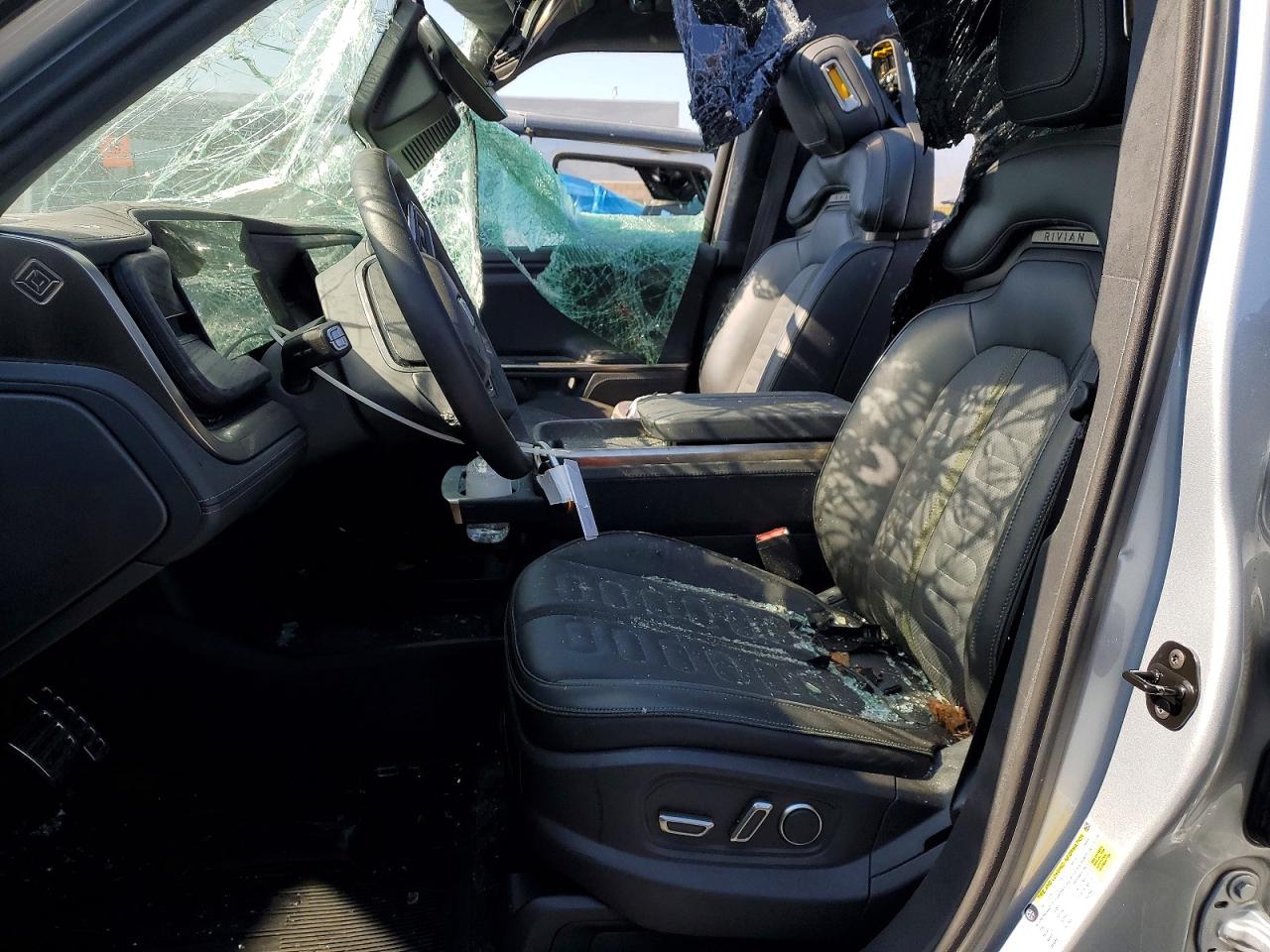 Rivian Ris Adventure