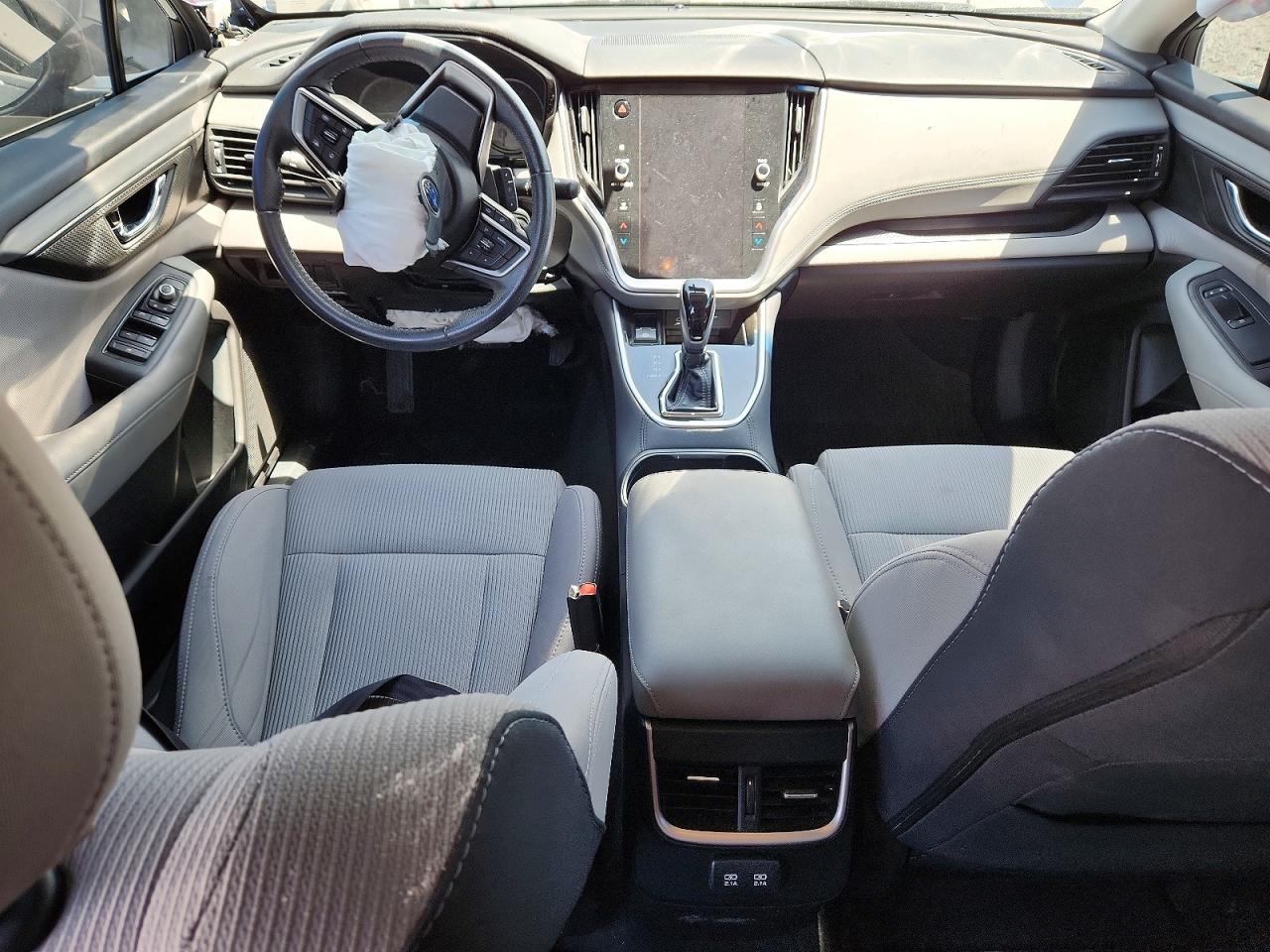Subaru Legacy Premium
