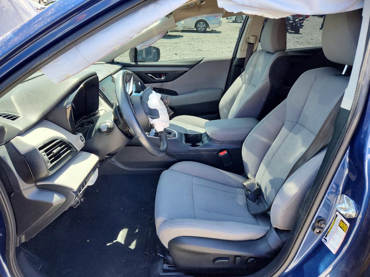 Subaru Legacy Premium