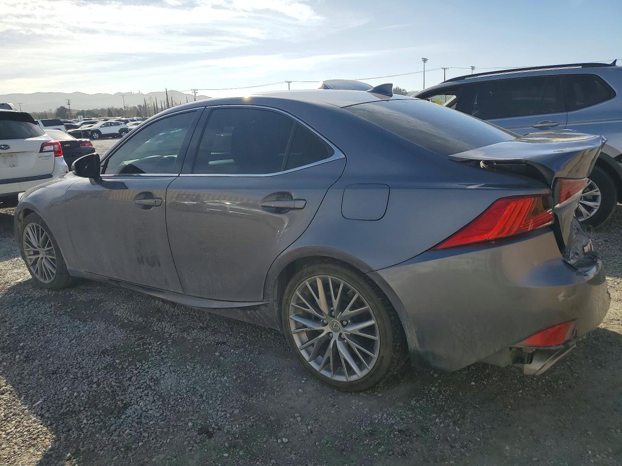 Lexus Is Base