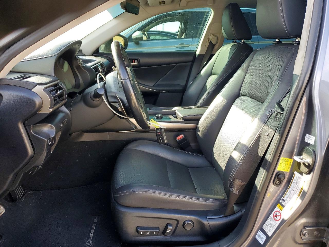 Lexus Is Base