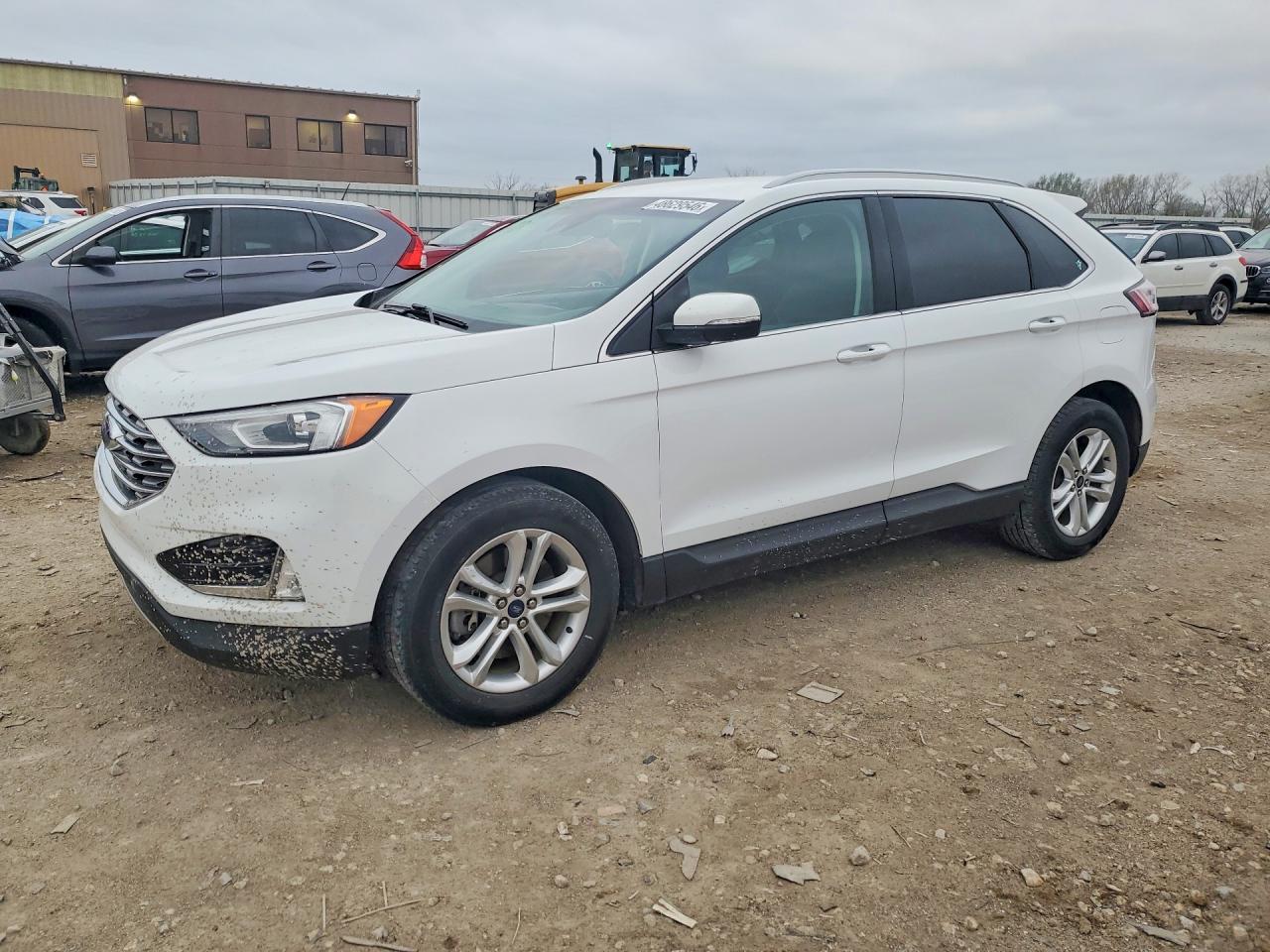 Salvage Ford Edge Image