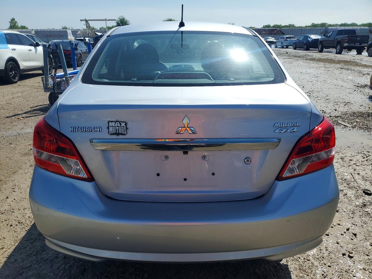 Mitsubishi Mirage G4 Es