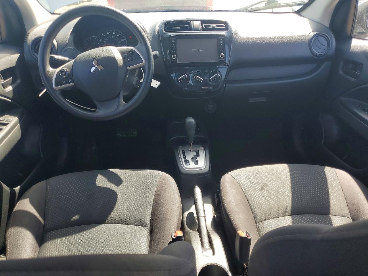 Mitsubishi Mirage G4 Es