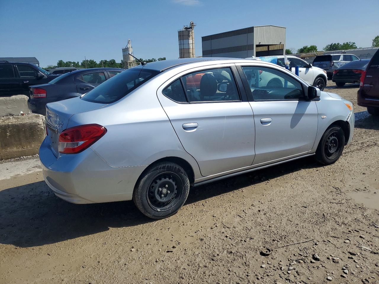 Mitsubishi Mirage G4 Es