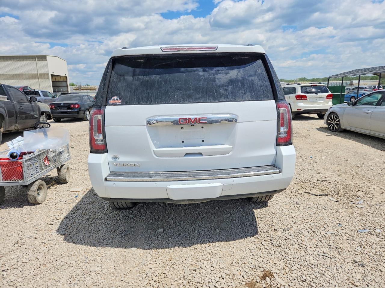 GMC Yukon Denali