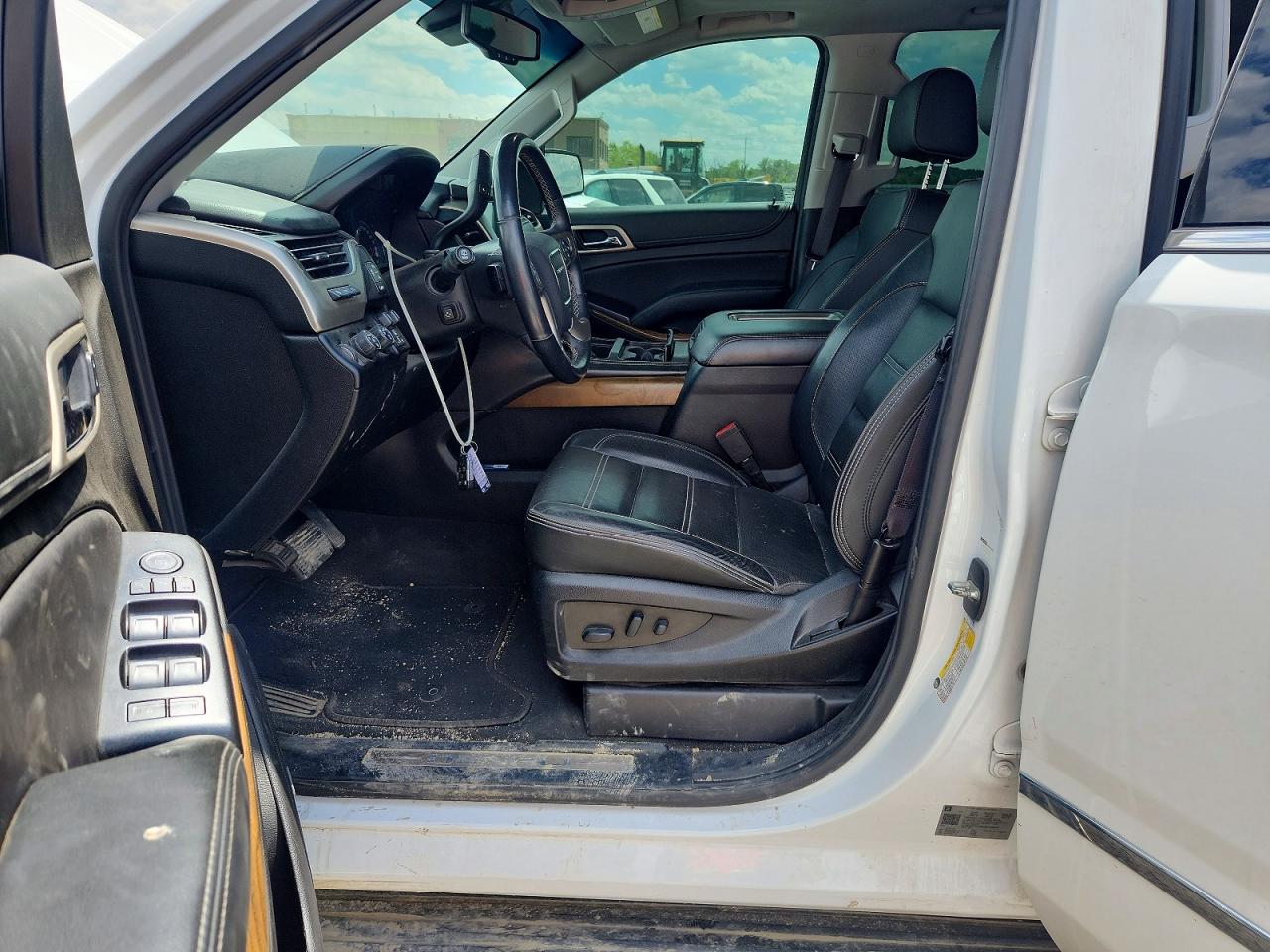 GMC Yukon Denali