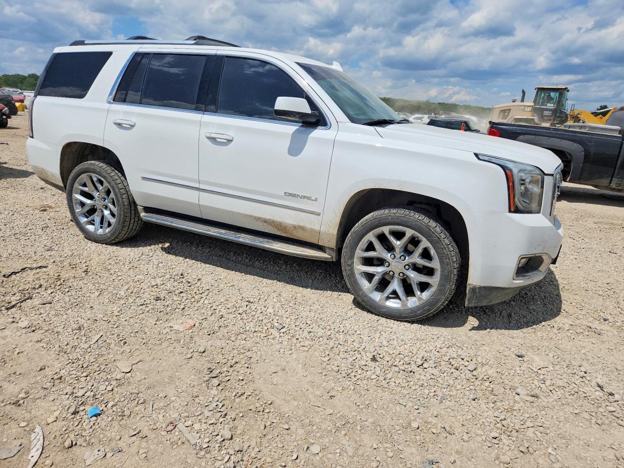 GMC Yukon Denali