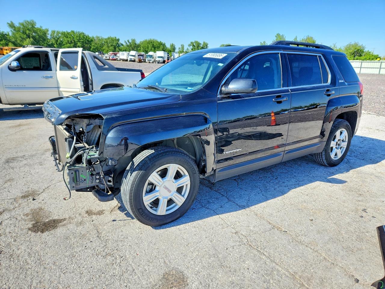 Salvage GMC Terrain Image
