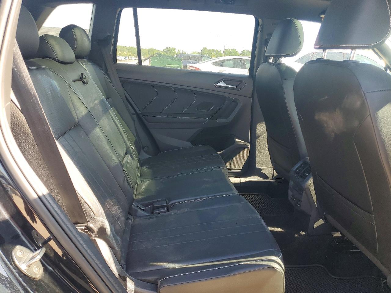 Volkswagen Tiguan Se R-line Black