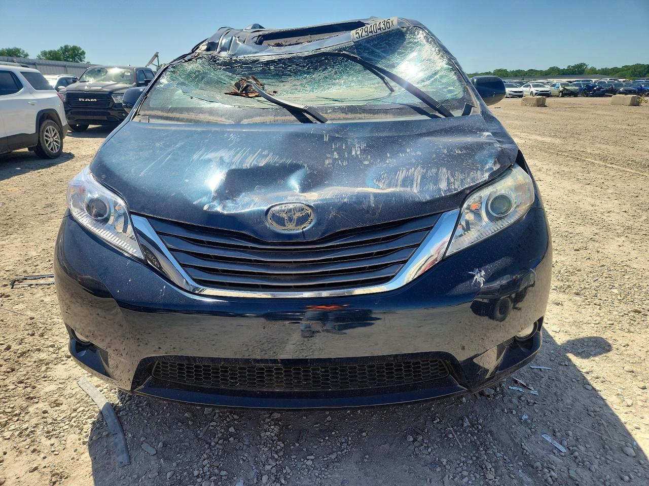 Toyota Sienna Xle 8-passenger