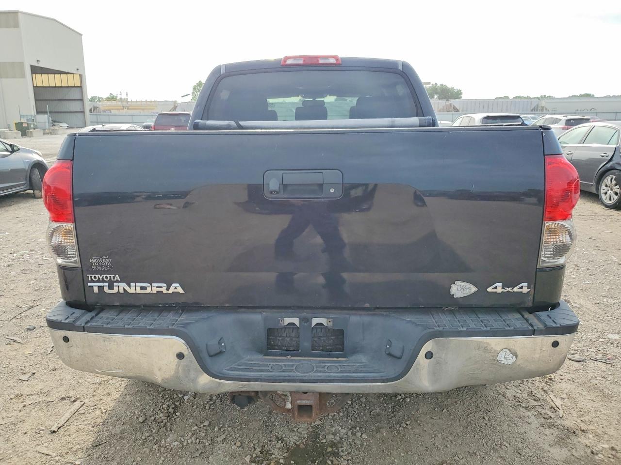 Toyota Tundra Crewmax Limited