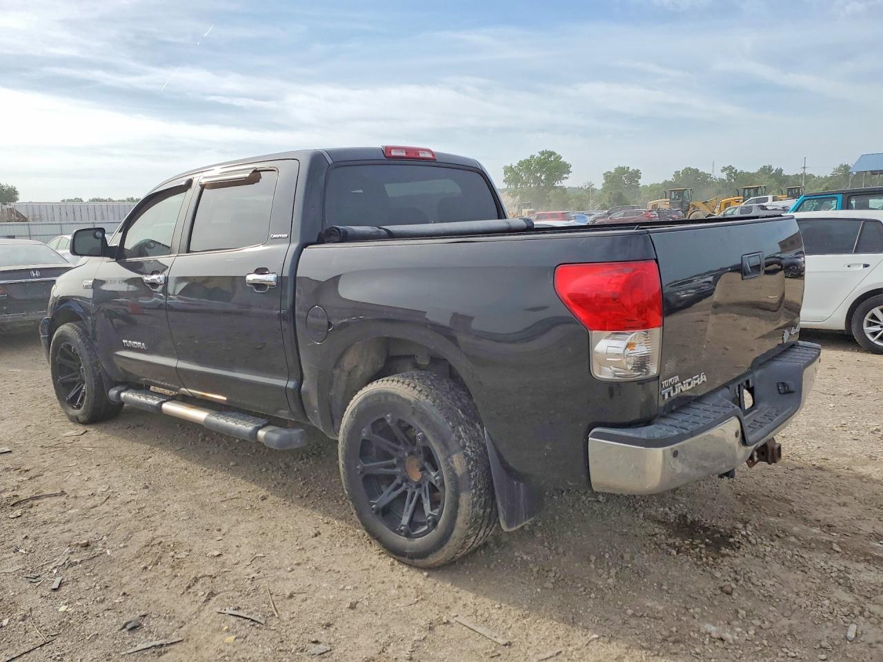 Toyota Tundra Crewmax Limited