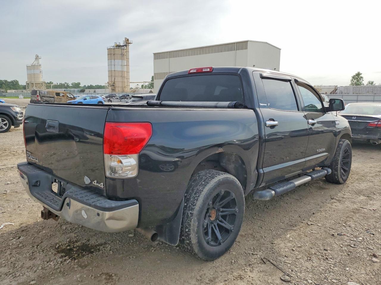 Toyota Tundra Crewmax Limited