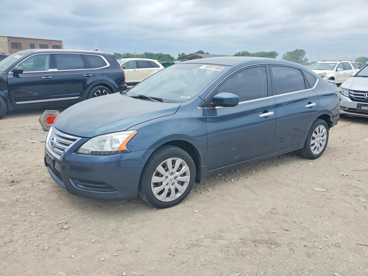 Salvage Nissan Sentra Image