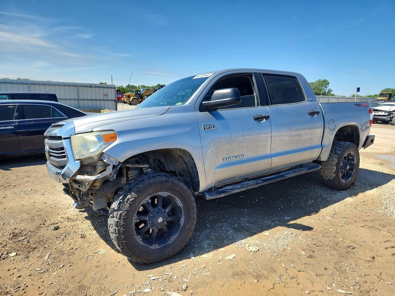 Salvage Toyota Tundra Image