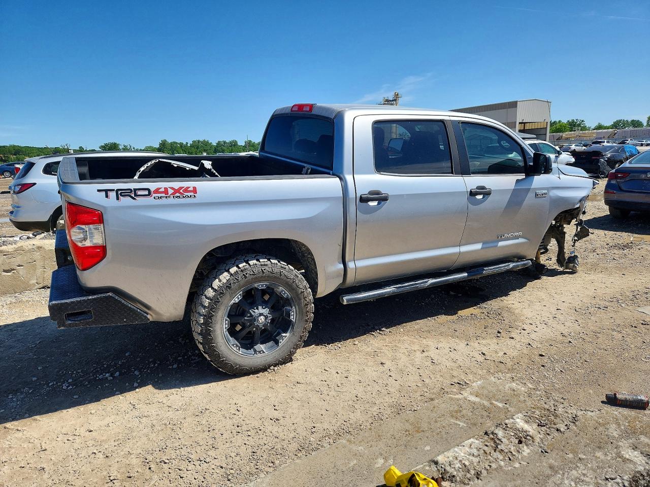 Toyota Tundra Crewmax Sr5