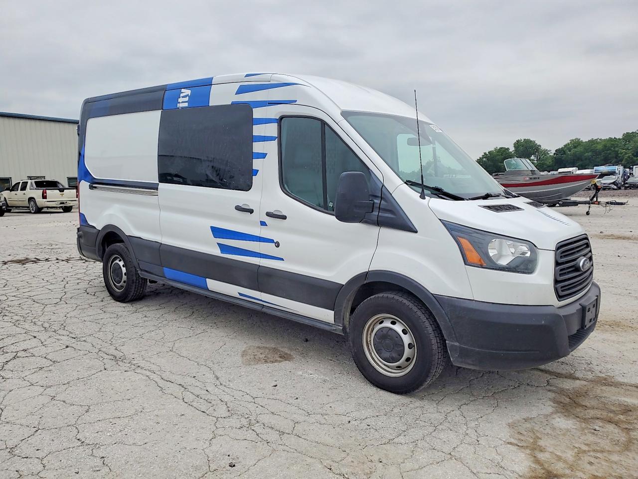 Ford Transit T-250