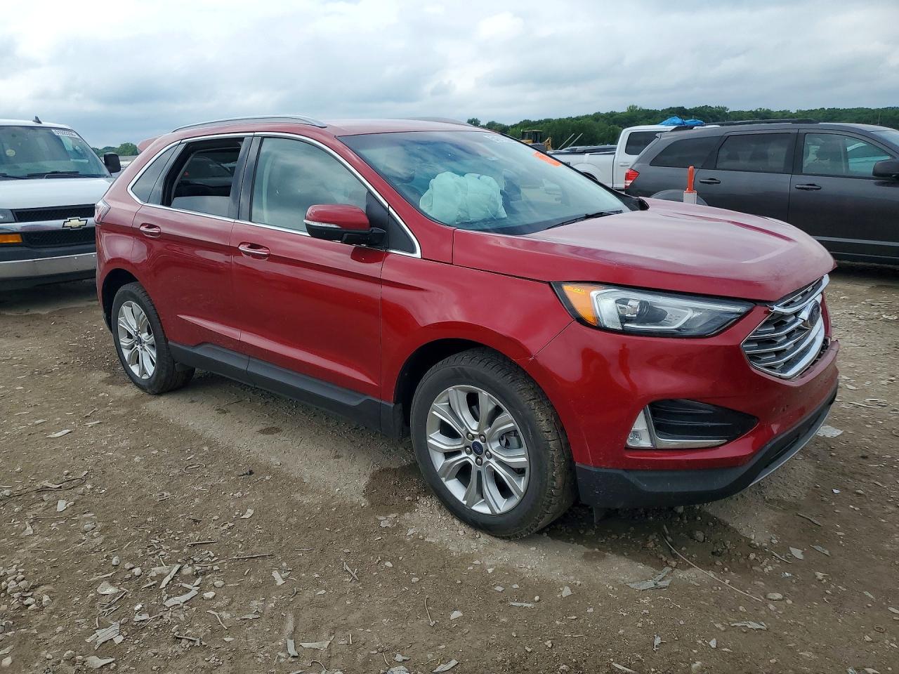 Ford Edge Titanium