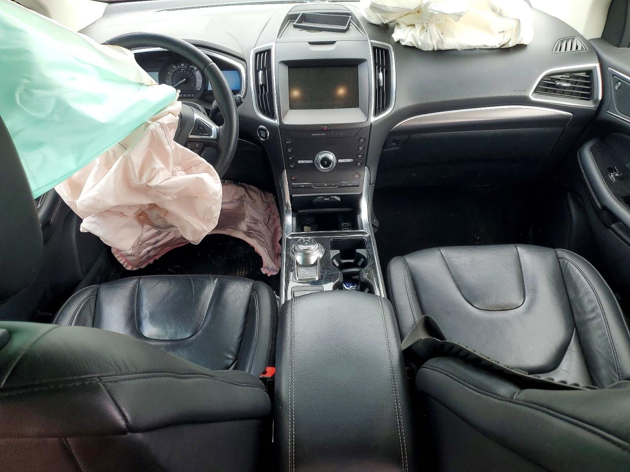 Ford Edge Titanium