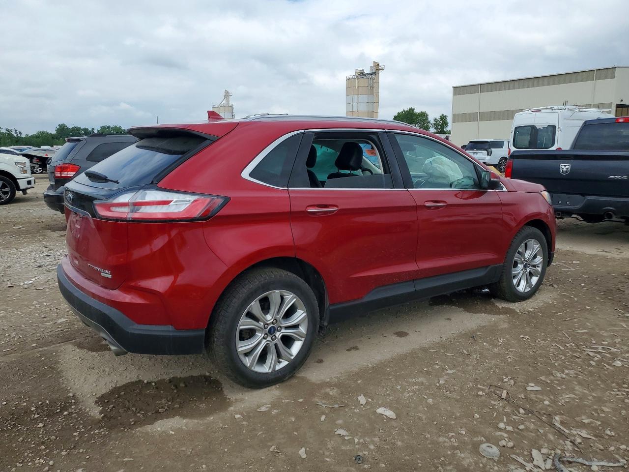 Ford Edge Titanium