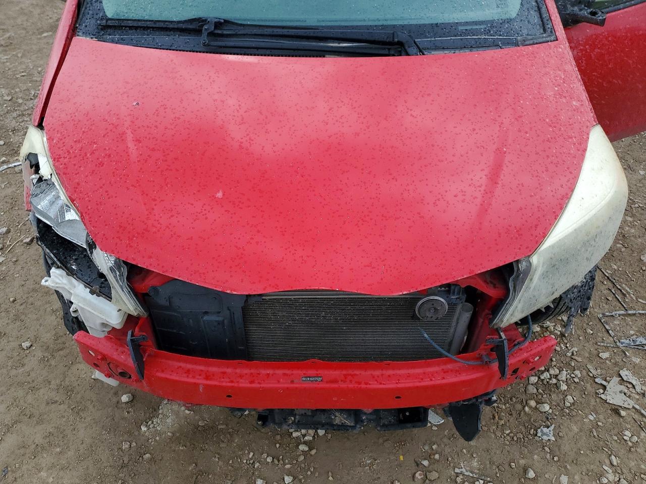 Toyota Yaris 5-door L