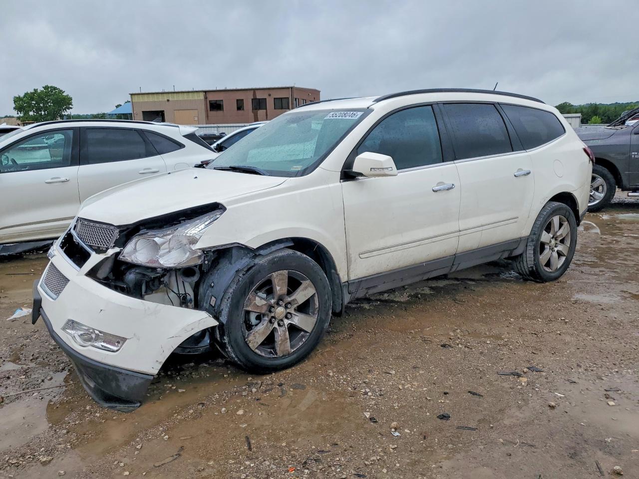 Salvage Chevrolet Traverse Image