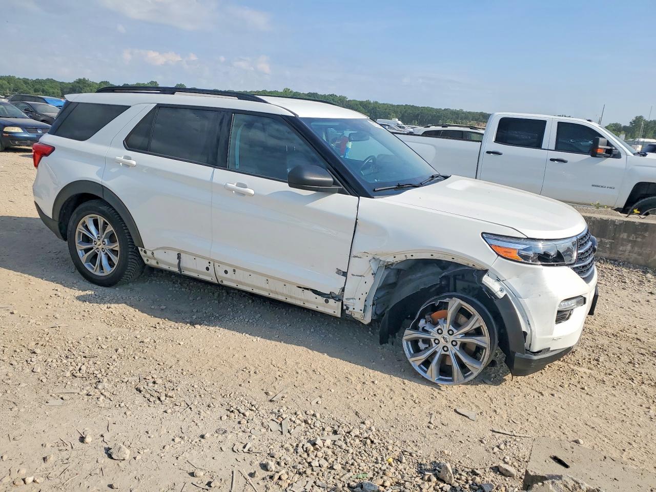 Ford Explorer Xlt