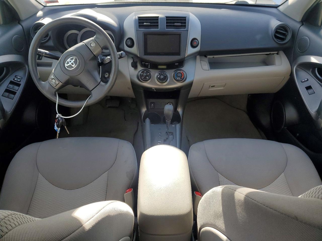 Toyota RAV4 Base