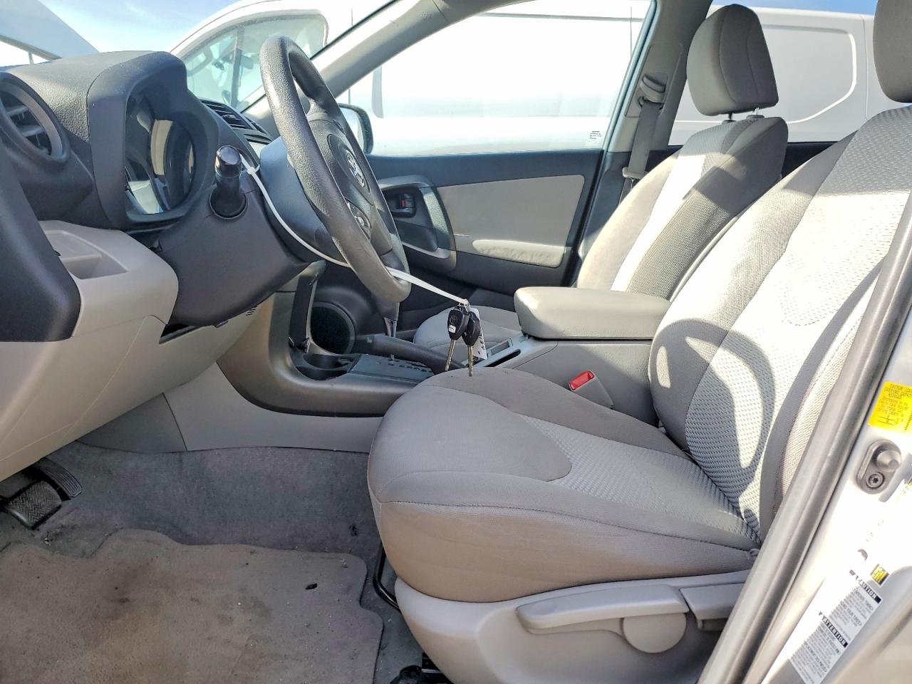 Toyota RAV4 Base