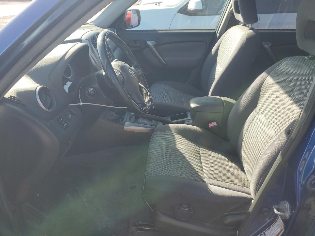 Toyota RAV4 Base