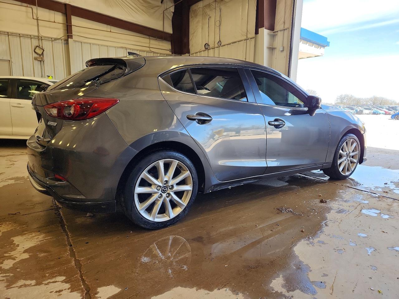 Mazda 3 Grand Touring