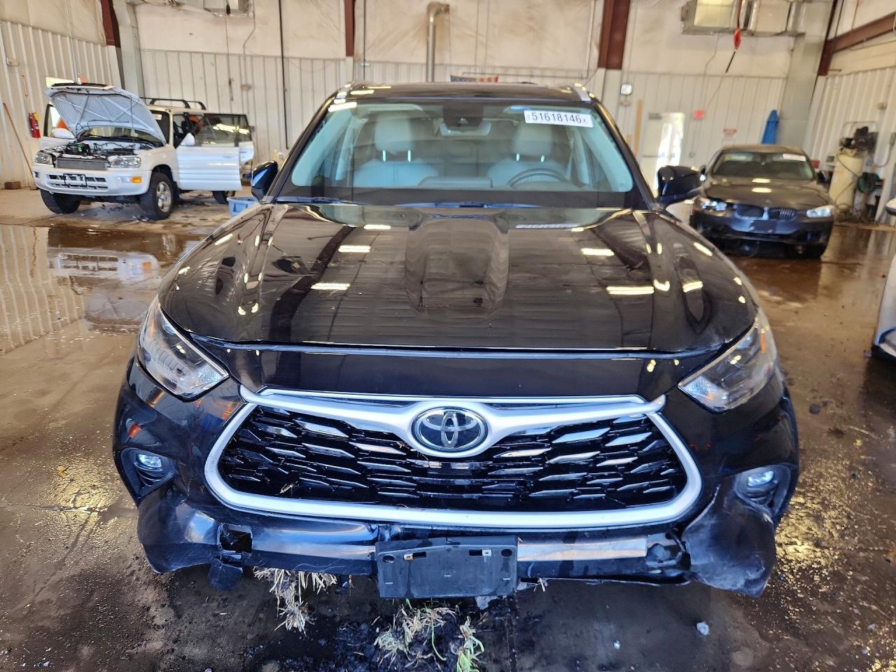 Toyota Highlander Xle
