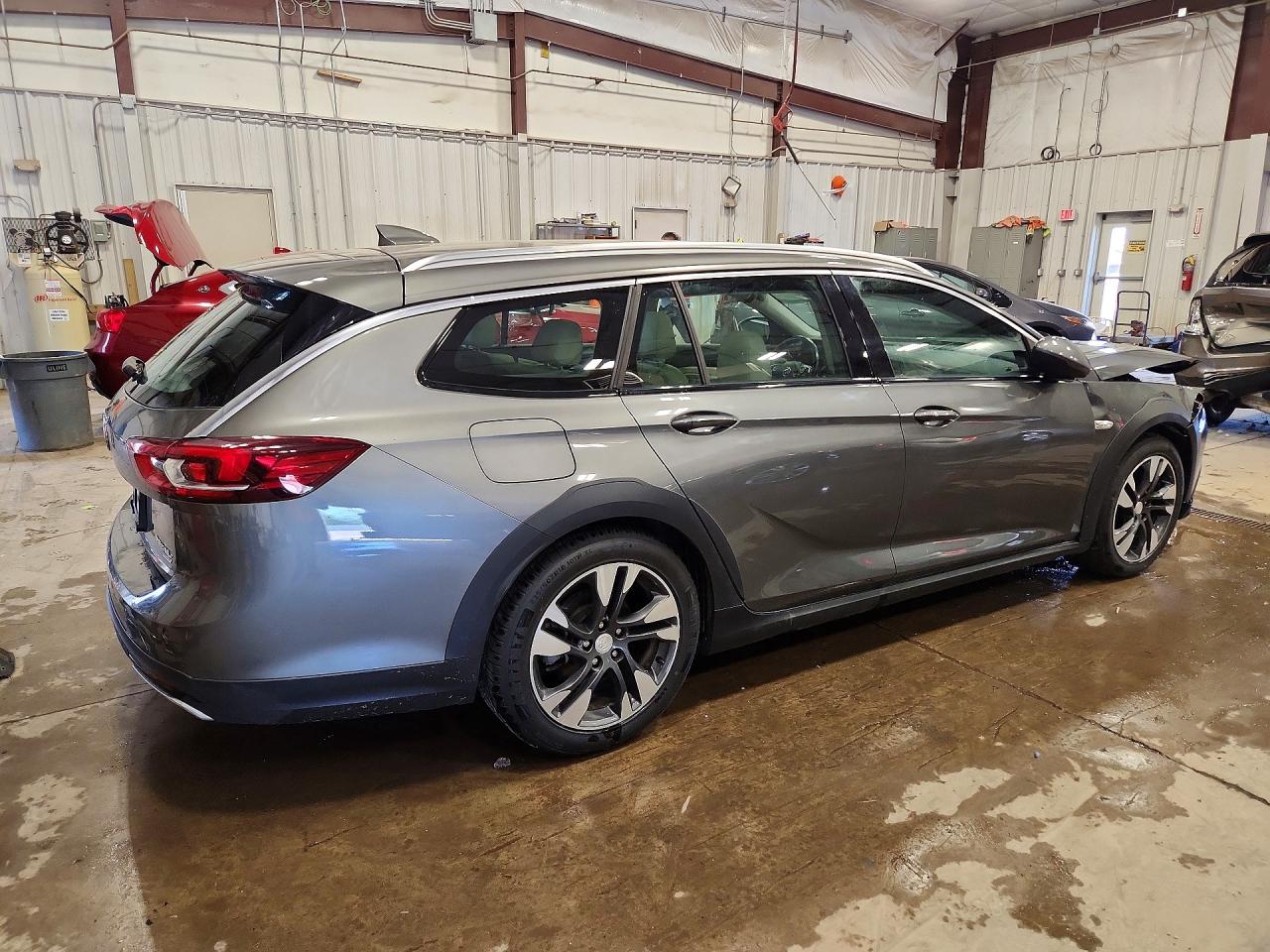 Buick Regal Essence