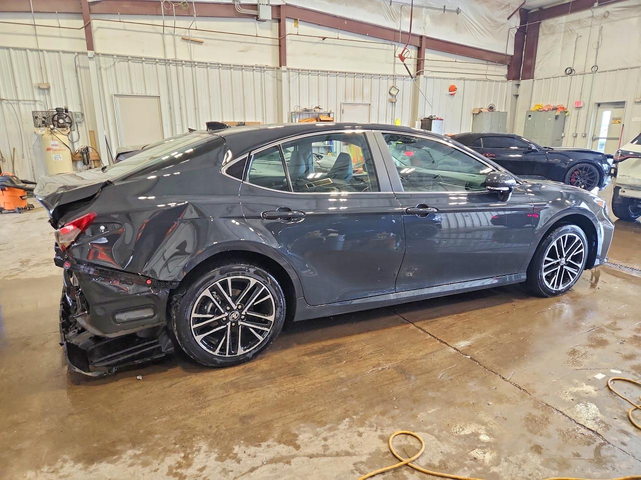 Toyota Camry Xle