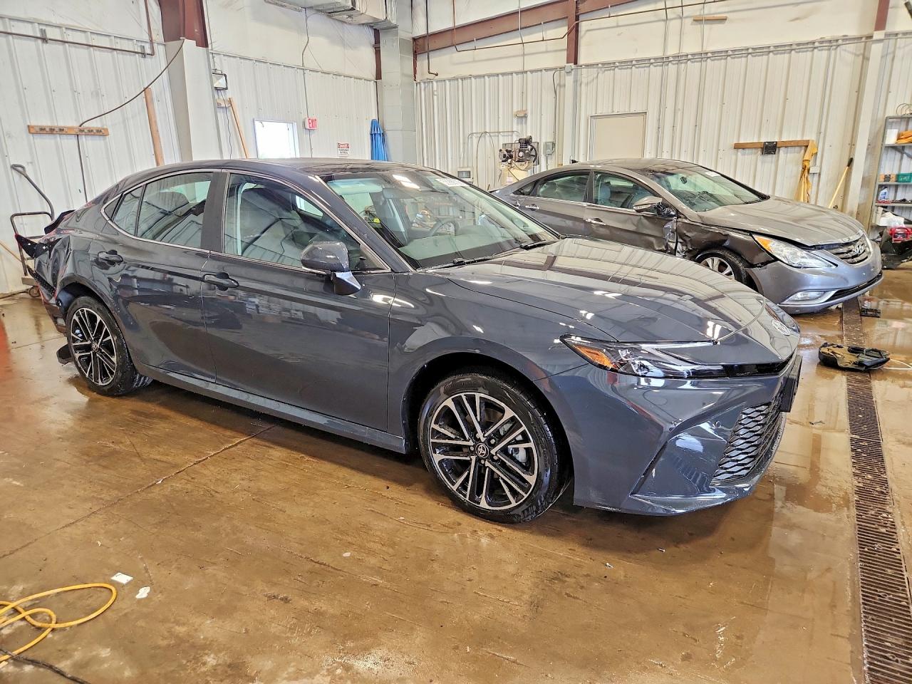 Toyota Camry Xle