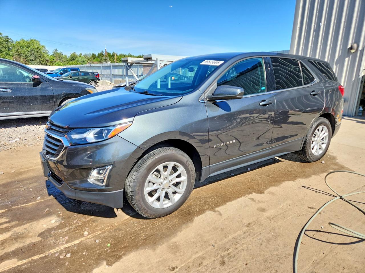 Salvage Chevrolet Equinox Image