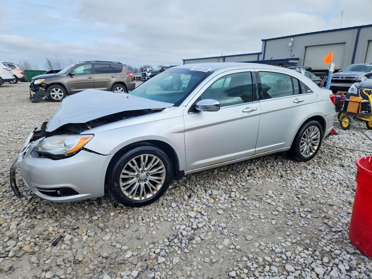 Salvage Chrysler 200 Image
