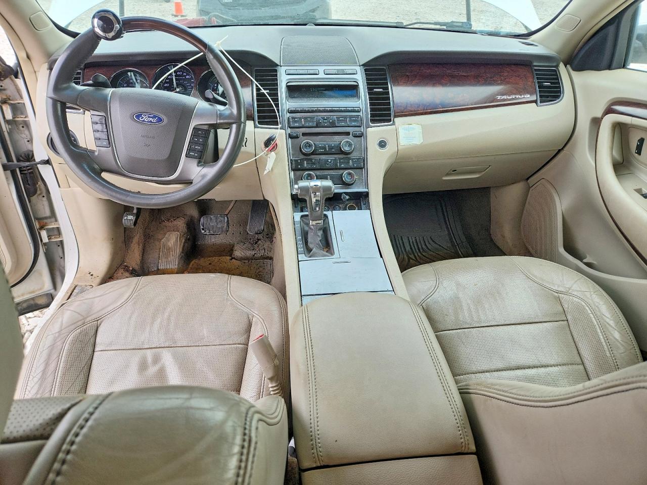 Ford Taurus Limited