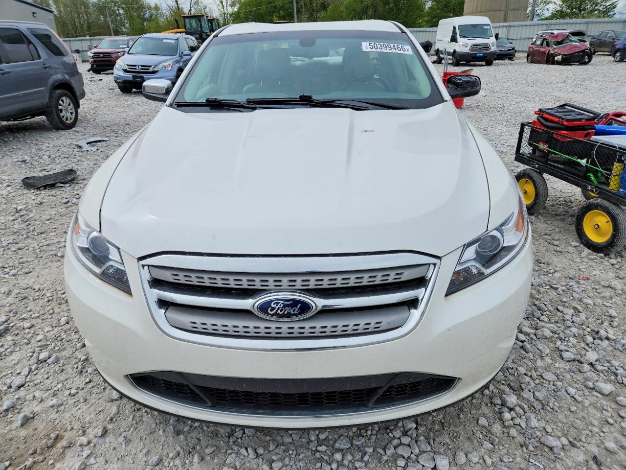 Ford Taurus Limited