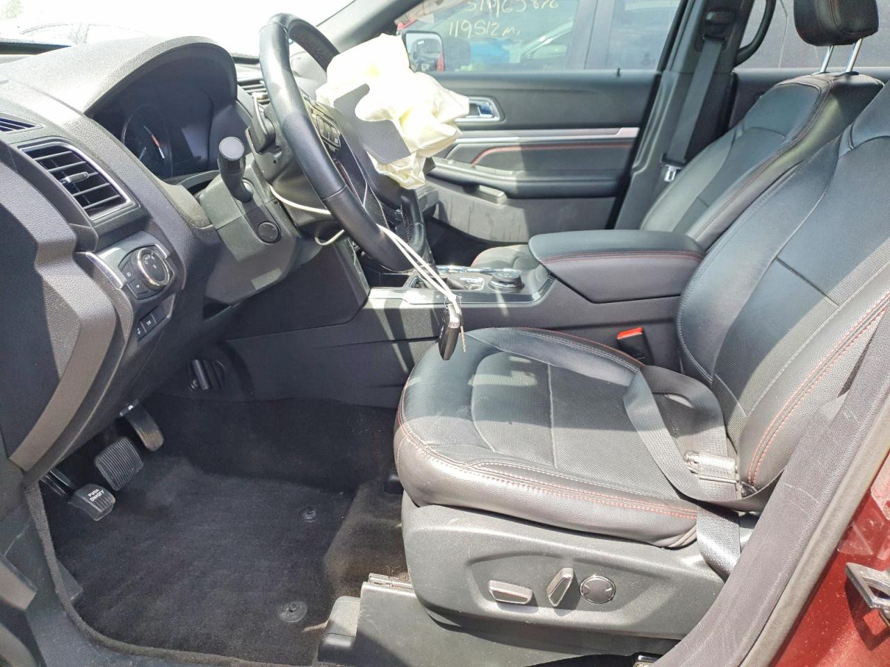 Ford Explorer Sport