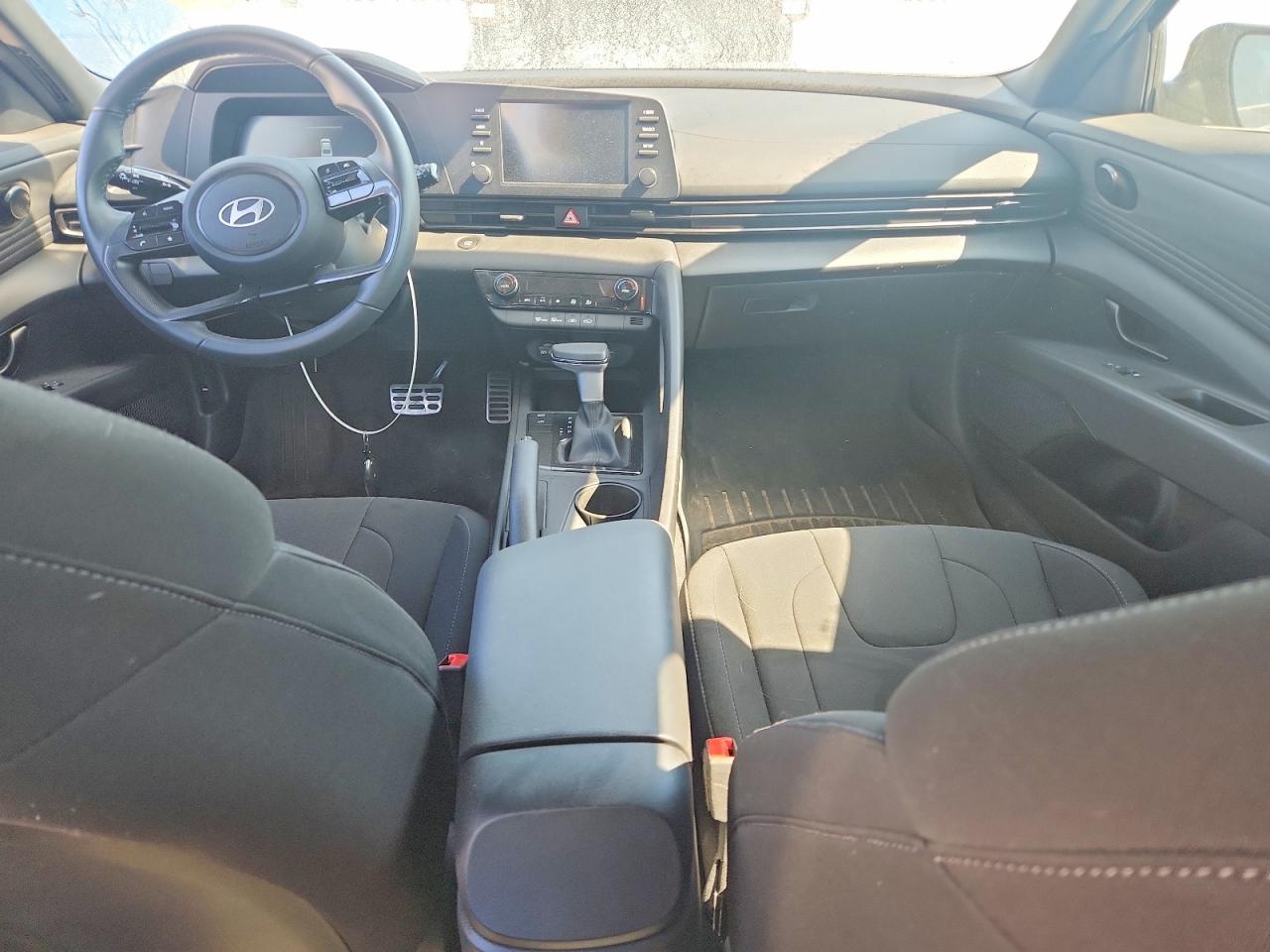 Hyundai ELANTRA Sel Sport