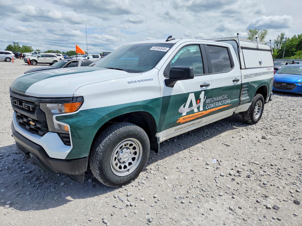 Salvage Chevrolet Silverado Image
