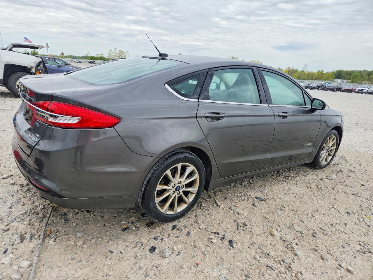 Ford Fusion Se Hybrid
