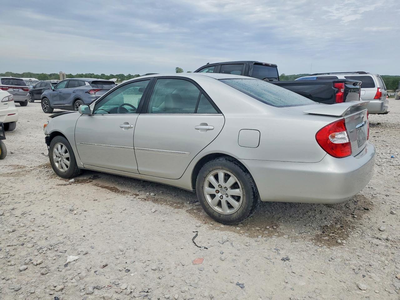 Toyota Camry Xle V6