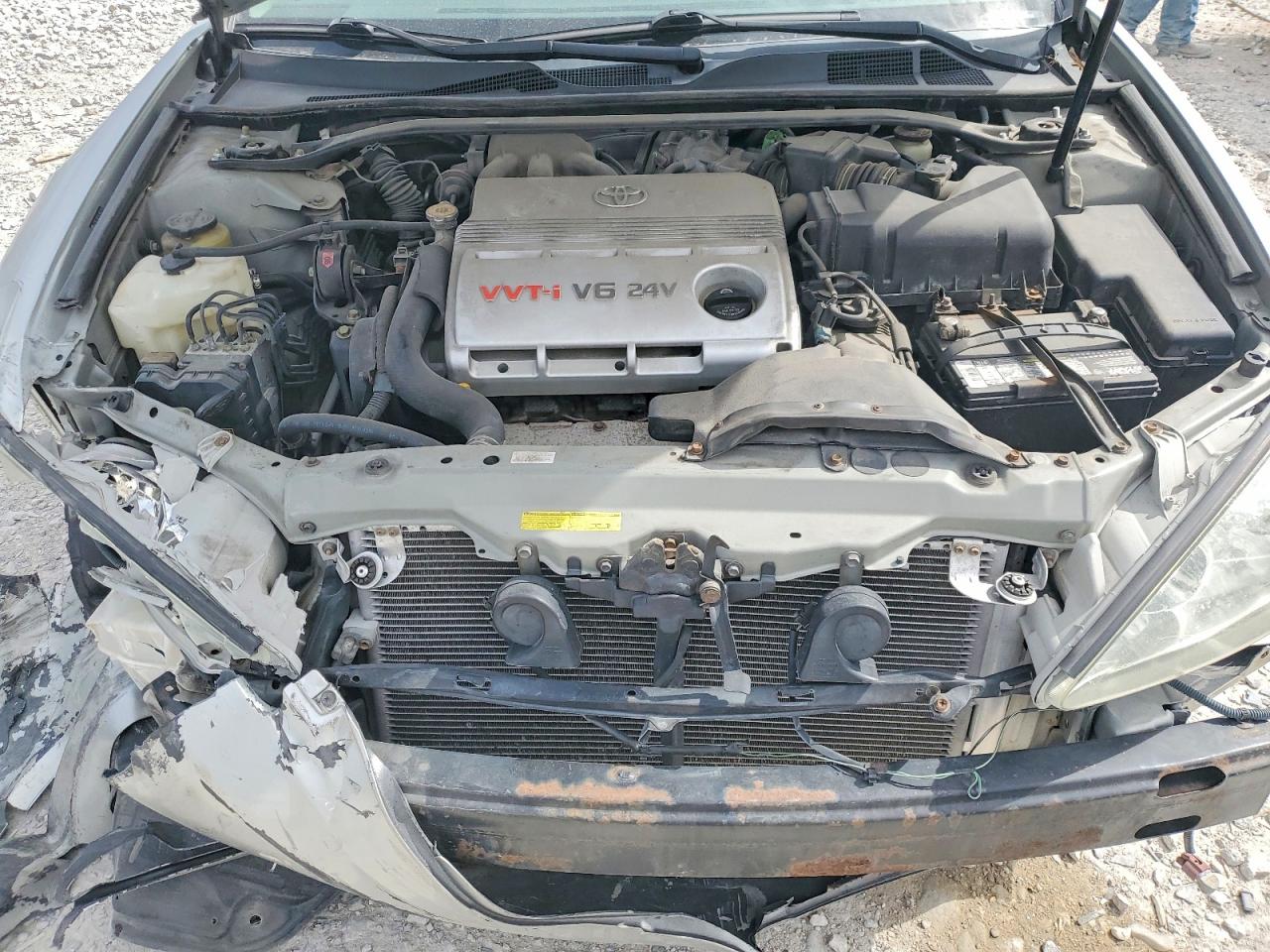 Toyota Camry Xle V6