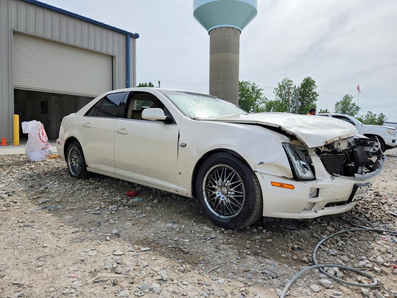Cadillac STS