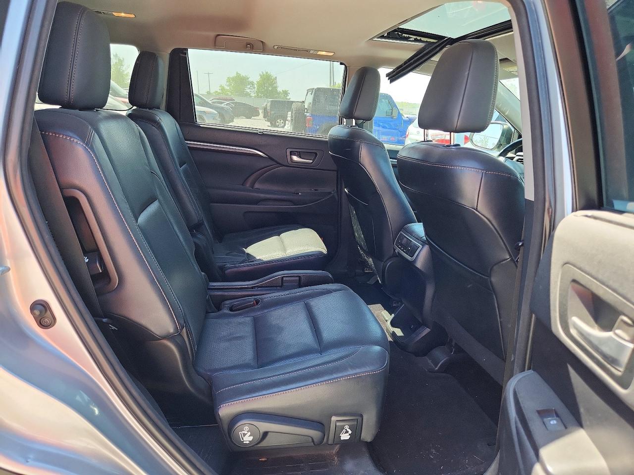 Toyota Highlander Limited