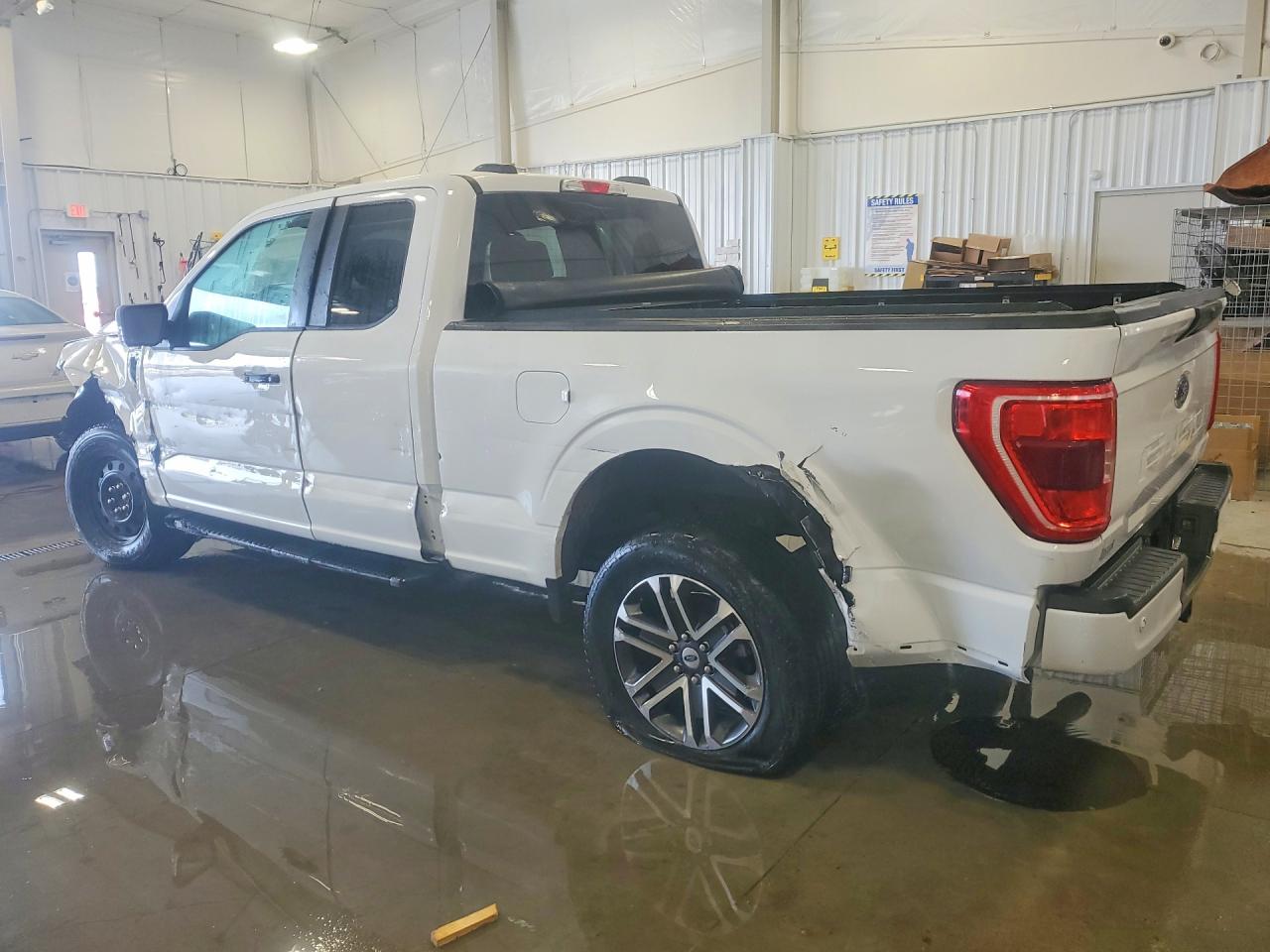 Ford F-150 Super Cab