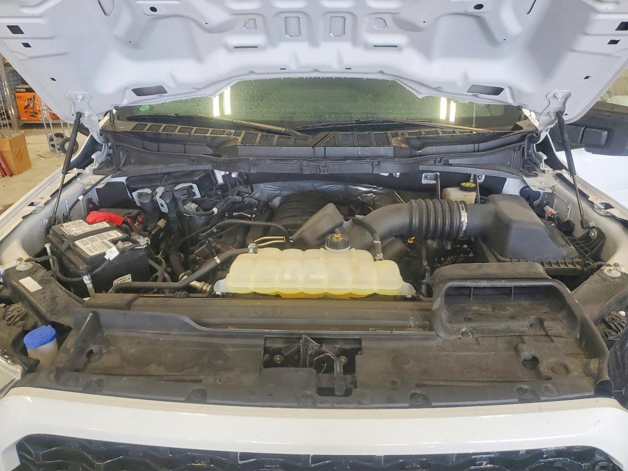 Ford F-150 Super Cab